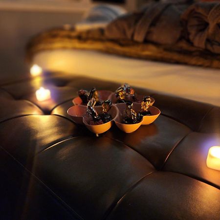 Hot Tub, Electric Bikes, Solo Stove, Projector, Smores Marblehead Bagian luar foto