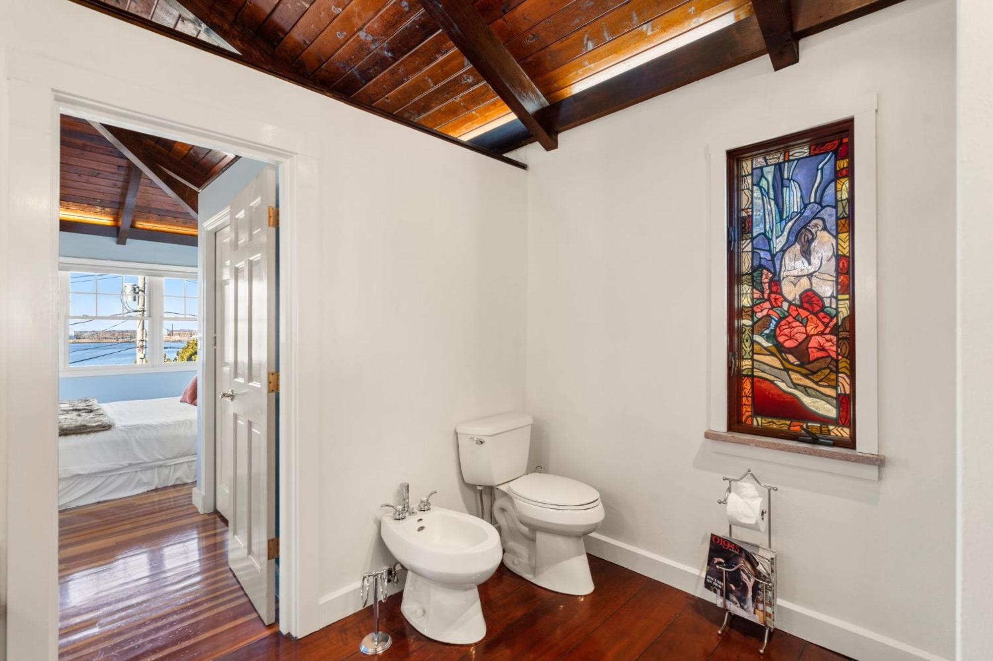 Hot Tub, Electric Bikes, Solo Stove, Projector, Smores Marblehead Bagian luar foto